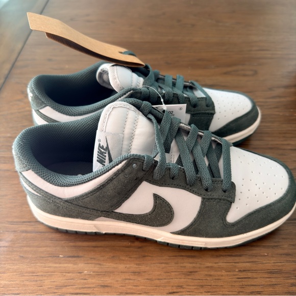 Nike Dunk Low Photon Dust/Vintage Green - Picture 5 of 8